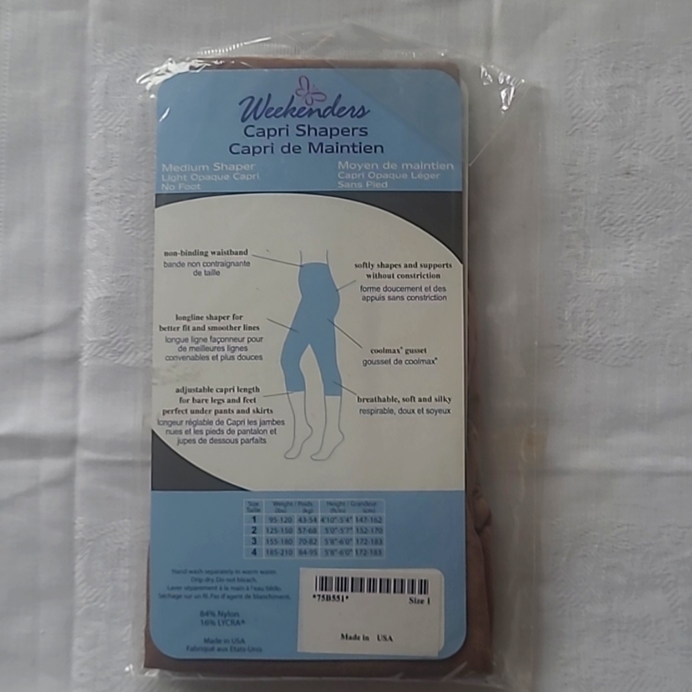 Weekenders Capri shapers, size 1, light opaque